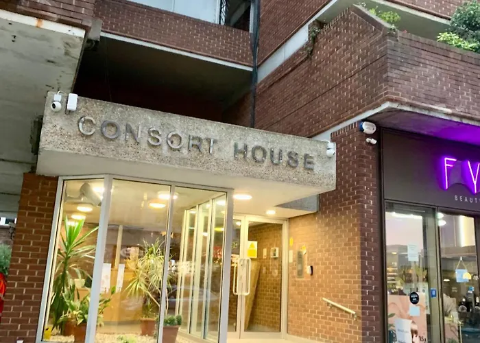 New- Prime Location-Spacious Cozy Room Next To Hyde Park